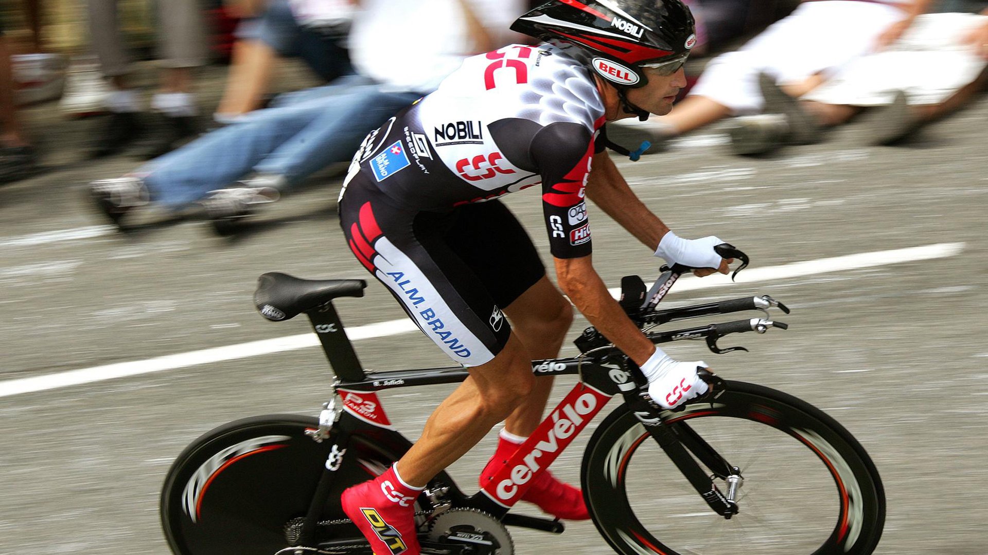 哈兰德连场爆发后上演尬舞,瓜帅盛赞其已达梅西C罗级别,哈兰德足球视频