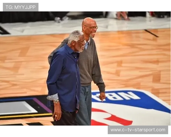 张伯伦与教练组意见综述的背景分析